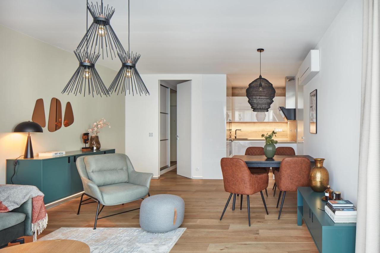 Prague Days - Stylish Apartments With Terrace - Parking - Quiet Area Extérieur photo