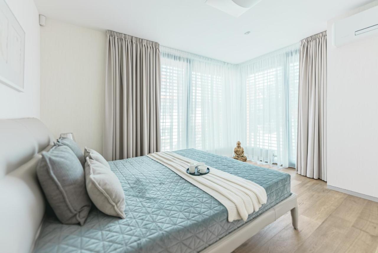 Prague Days - Stylish Apartments With Terrace - Parking - Quiet Area Extérieur photo